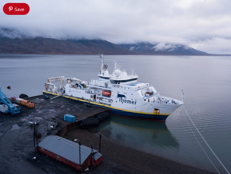Des scientifiques carottent les abysses du Groenland